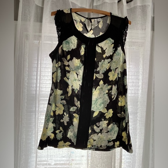 Cute Elle Tank Top with Lace Cap Sleeves - Picture 1 of 7